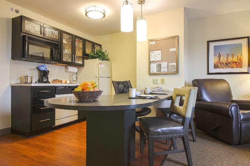 Sonesta Simply Suites St Louis Earth City Exteriér fotografie