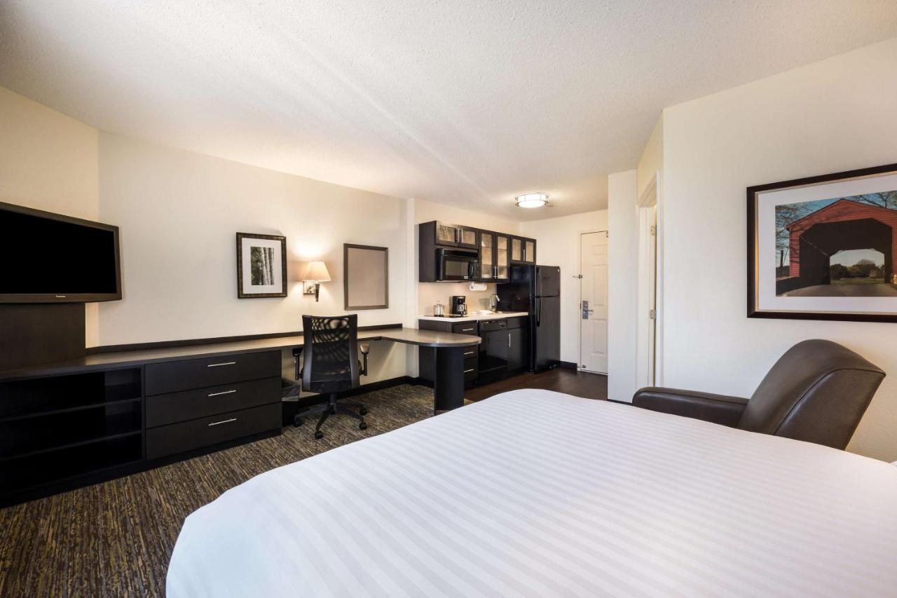 Sonesta Simply Suites St Louis Earth City Exteriér fotografie