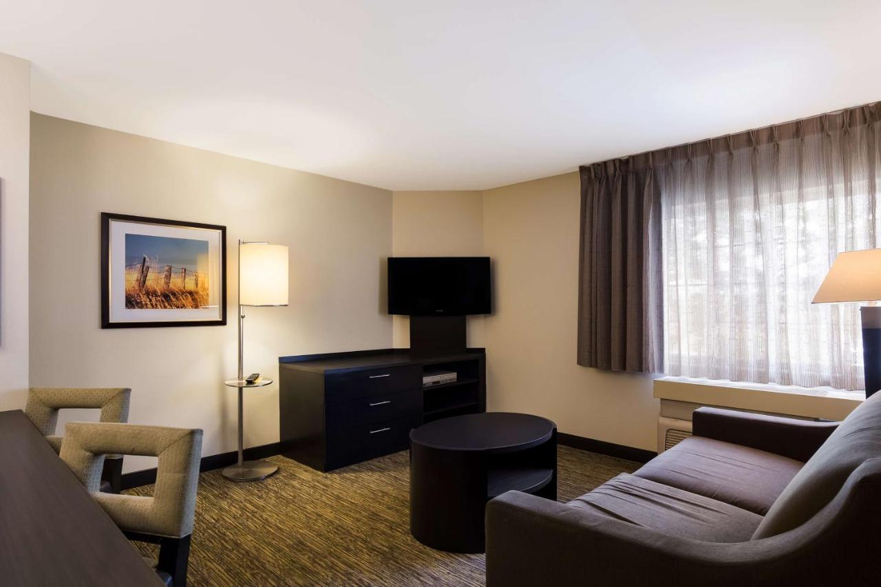 Sonesta Simply Suites St Louis Earth City Exteriér fotografie
