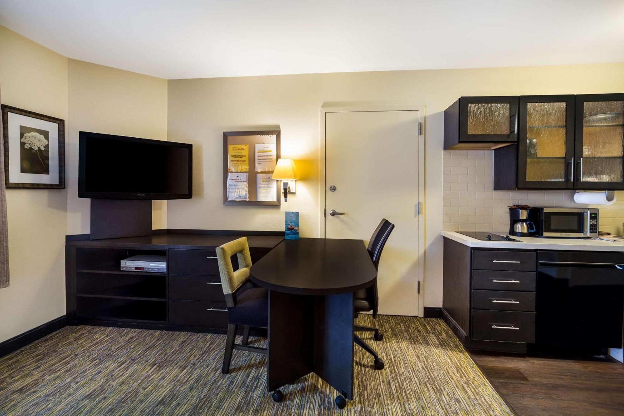 Sonesta Simply Suites St Louis Earth City Exteriér fotografie