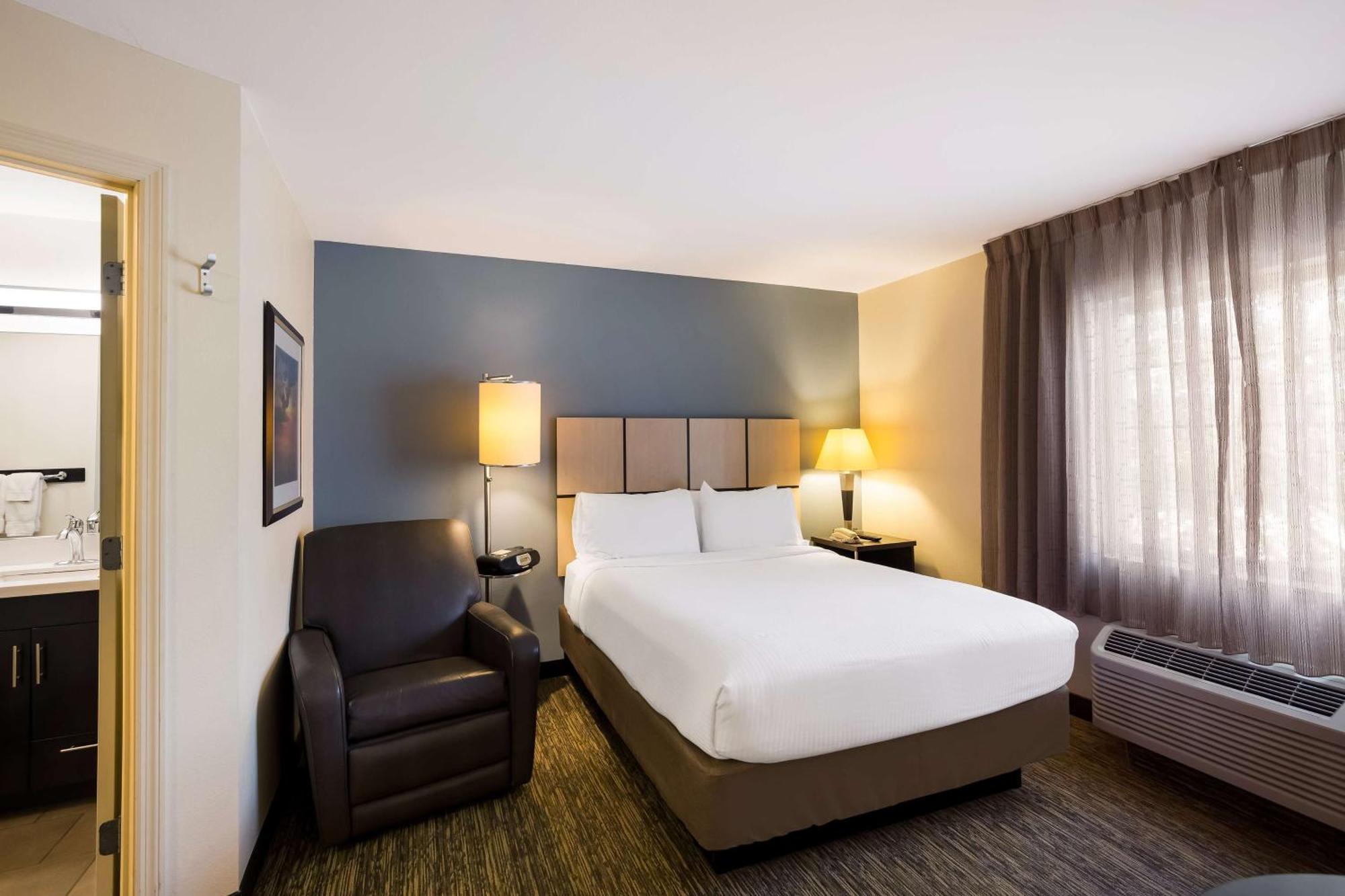 Sonesta Simply Suites St Louis Earth City Exteriér fotografie