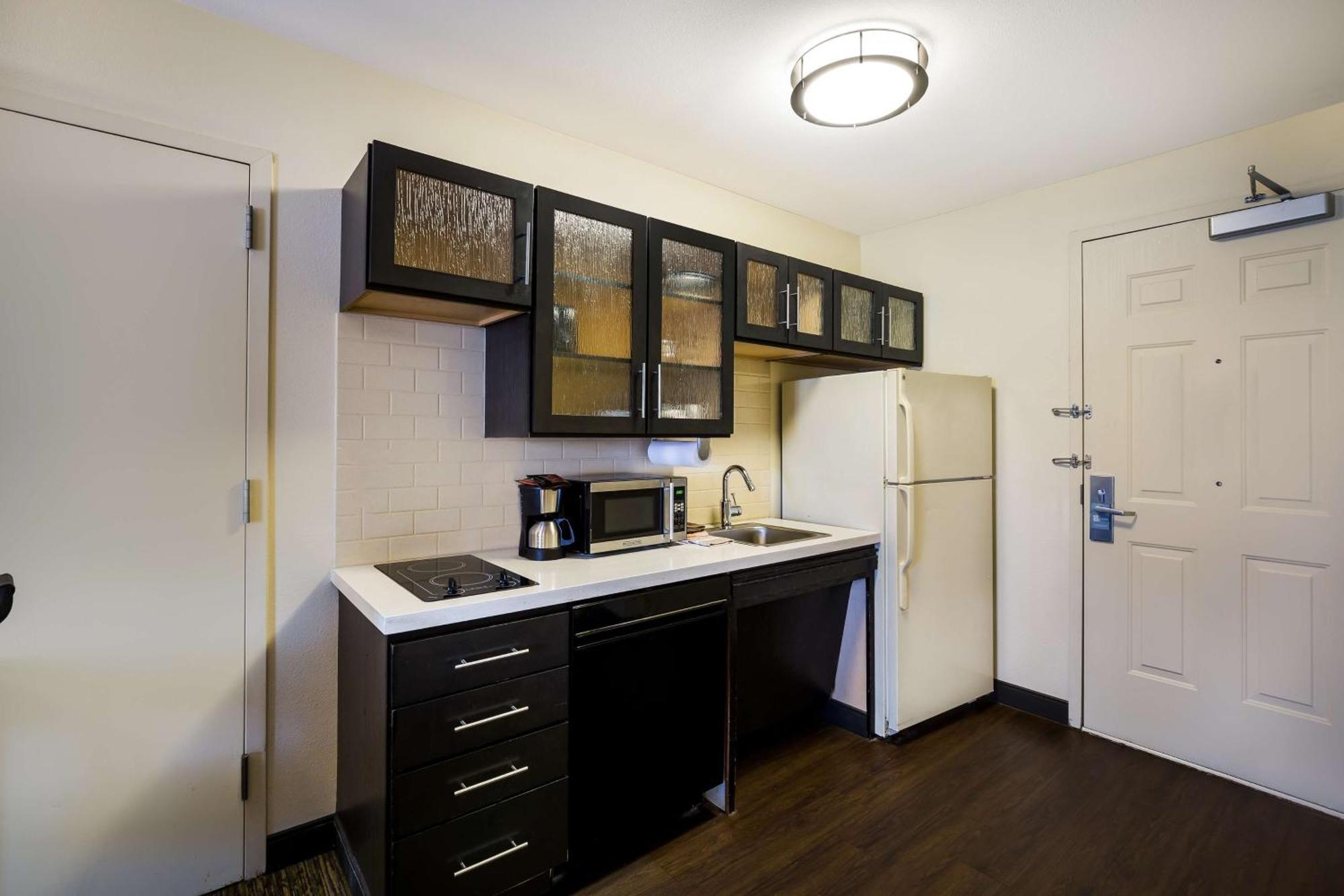 Sonesta Simply Suites St Louis Earth City Exteriér fotografie